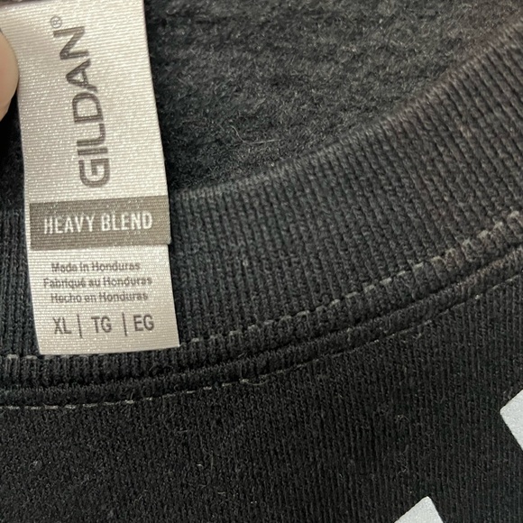 David Rose Lightning Bolts
Sweatshirt - XL - Picture 2 of 3